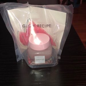 Watermelon glow sleeping mask